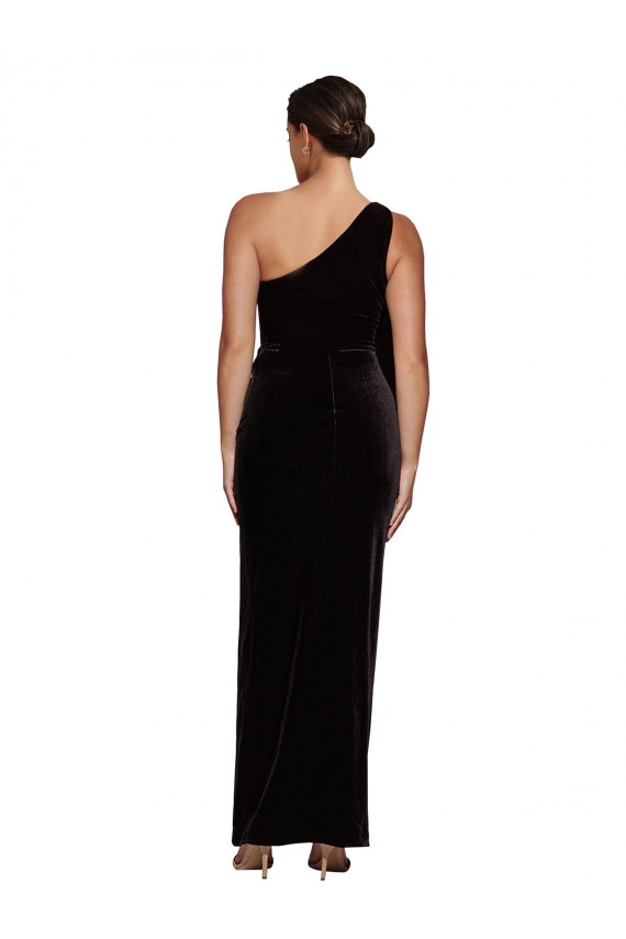Long Sleeveless Stretch Velvet Black Sheath Formal Evening Dress